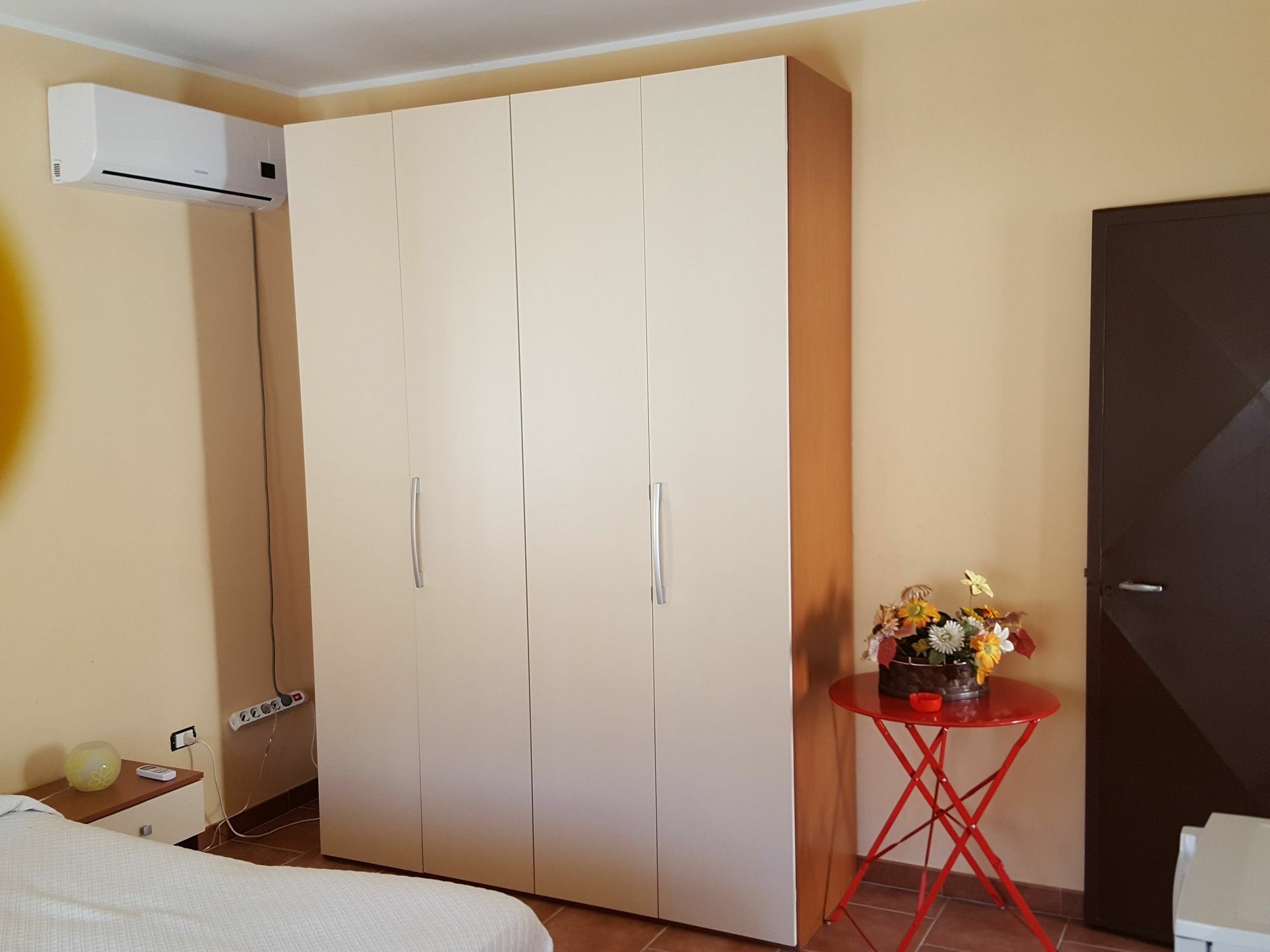 Dante Apartment 马扎拉德尔瓦洛 外观 照片